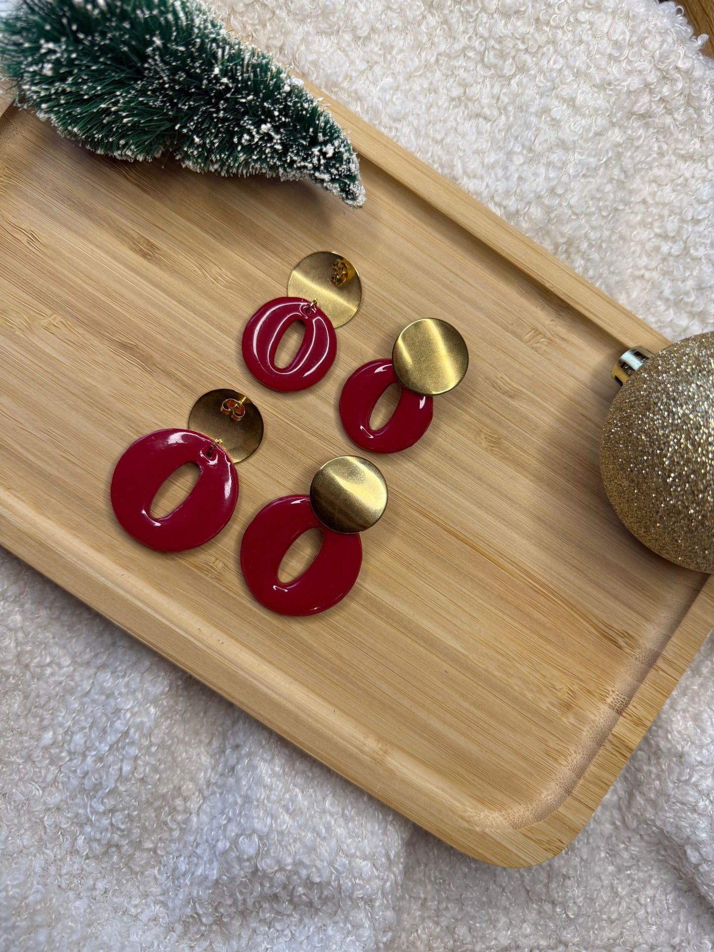 PUCE D'OREILLE ROUGE